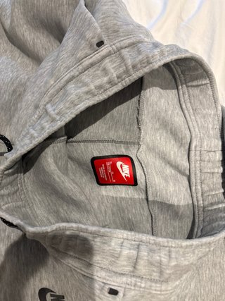 Conjunto Nike Tech Gris De Niño 158-170 ORIGINAL!