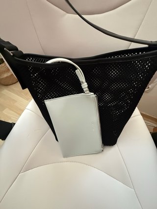 Bolso Calvin Klein Negro Rejilla