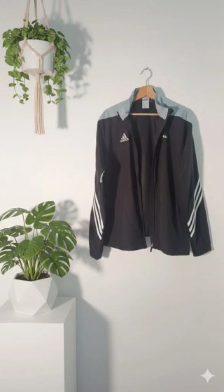 Chaqueta Deportiva Vintage Adidas Talla M.