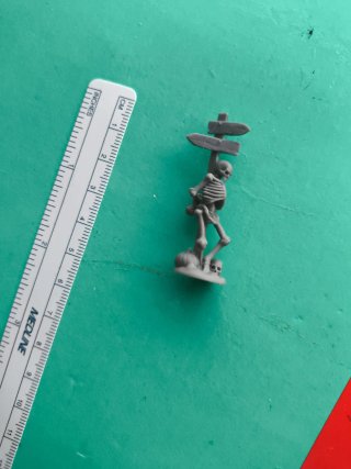 Poste Señal No Muertos Warhammer