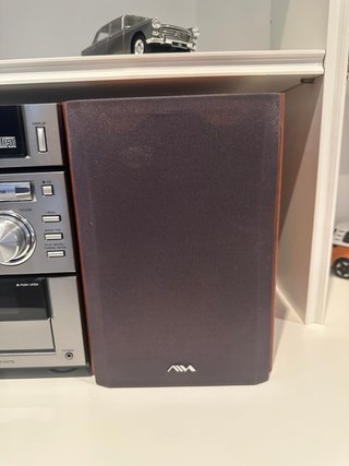 Equipo Hi-Fi AIWA con 2 altavoces