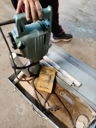 Martillo Demoledor Europa Tools + 4 Cinceles