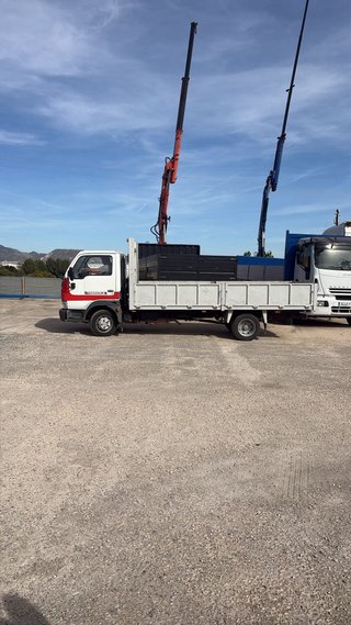 Nissan Cabstar 2006