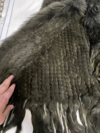 Chaleco de pelo de conejo marrón