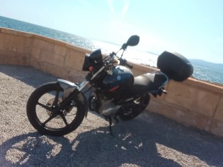 Yamaha YBR 125 Negra/Gris