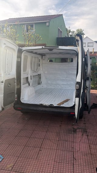 Nissan Primastar 2004