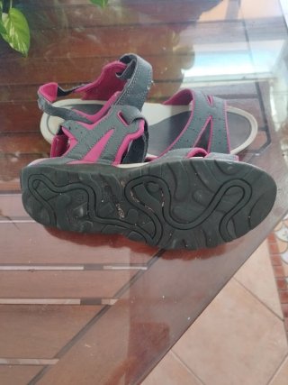 Sandalias deportivas mujer grises y rosas