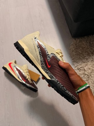 Nike United Phantom 6 Low Beige/Marrón