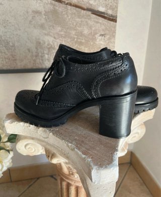 Scarpe donna tacco comodo pelle nera