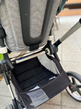Carrito Bugaboo Fox 2 con capazo y silla