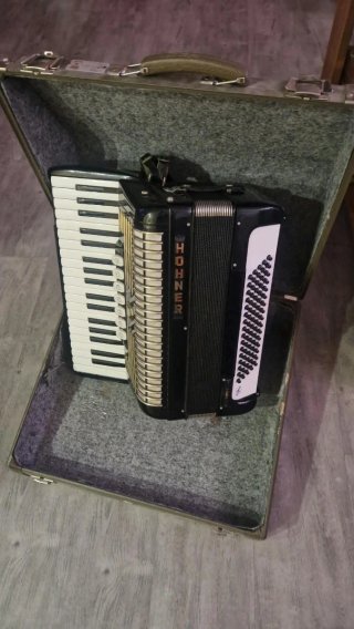 Acordeón Hohner Verdi 1