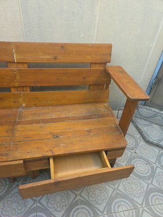 Sofá de 3 plazas de madera reciclada