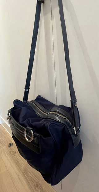 Bolso Bimba y Lola azul marino nylon y cuero