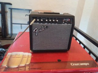 Amplificador Guitarra Fender Frontman 15G