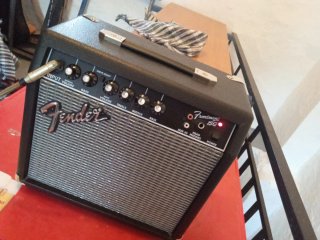 Amplificador Guitarra Fender Frontman 15G