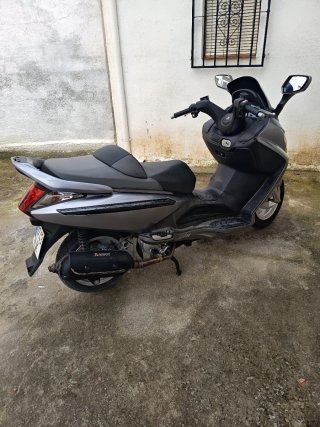 SYM GTS 300i Evo Scooter Moto