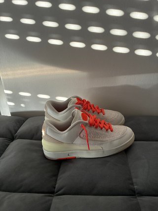 Nike Air Jordan 2 Beige Naranja