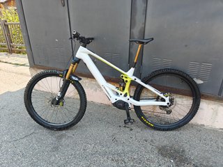 Orbea Wild M-Team 2025 L · 750Wh · Bosch Gen5 120N