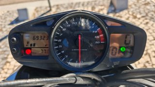 Suzuki GSR 600 Naked 2006