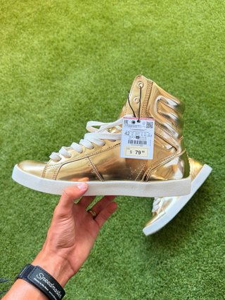 Botas Zara Doradas Exclusivas