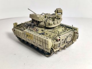 Maqueta M2A3 Bradley Dragon 1/72