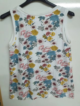 Camiseta Sfera Estampado Floral Talla S