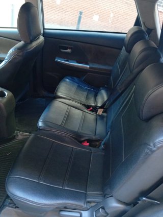 Toyota Prius+ 2012
