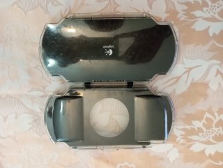 Custodia Logitech per PSP