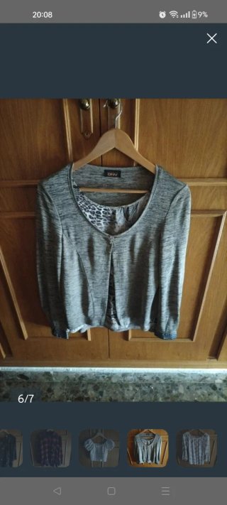 Blusa DNV beige con capas