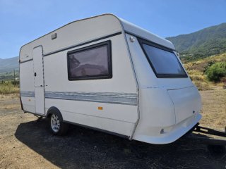 Caravana -750kg con papeles para circular