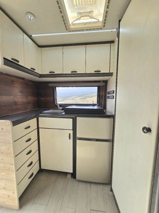 Caravana -750kg con papeles para circular
