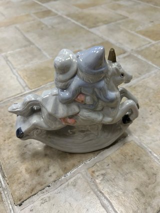 Figura Porcelana Vintage Niños Unicornio Balanc