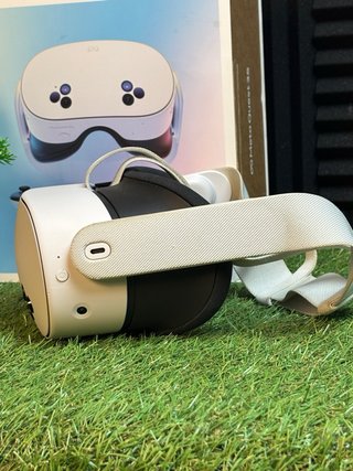 Meta Quest 3S 128GB occhiali VR