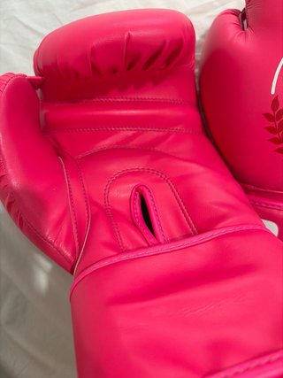 Guantes de boxeo CBM rosas sin usar