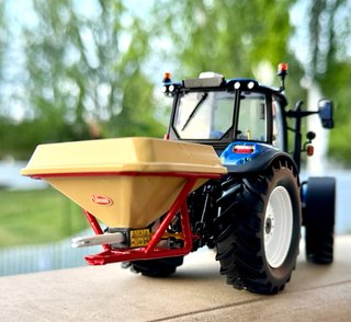 Abonadora Vicon 1:32 3D