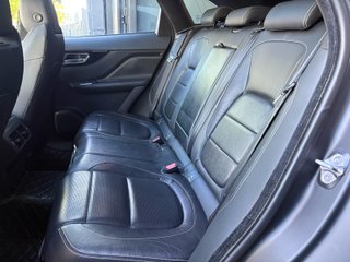 Jaguar F-Pace 2.0L i4D 120kW R-Sport