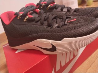 Zapatillas Nike Baloncesto Negras Rojas
