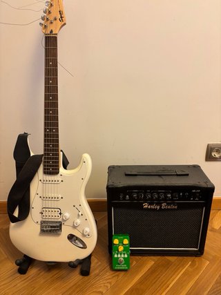Guitarra Eléctrica Squier by Fender Blanca