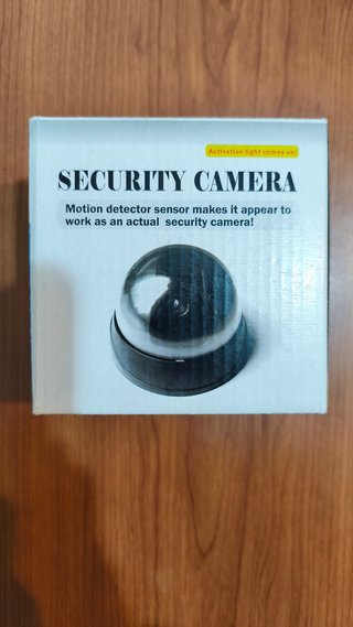 Cámara de seguridad falsa tipo domo