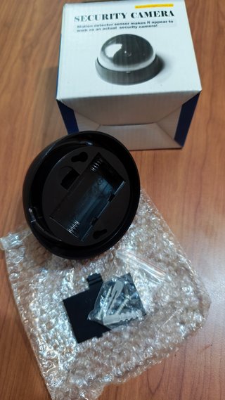 Cámara de seguridad falsa tipo domo