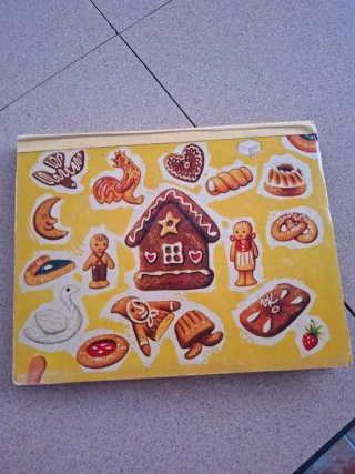 Antico libro pop-up La Casita de Turrón