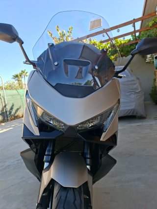 .moto honda Forza 750 de 2025