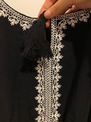 Mono corto bordado Calzedonia negro