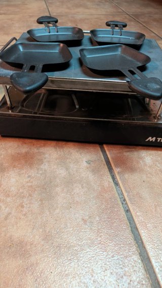 Raclette eléctrica M TEC 4 puestos