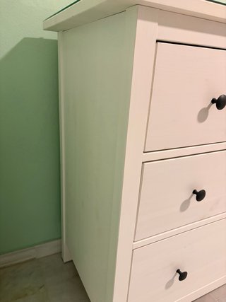 Cómoda Ikea Hemnes Blanca con cristal protector