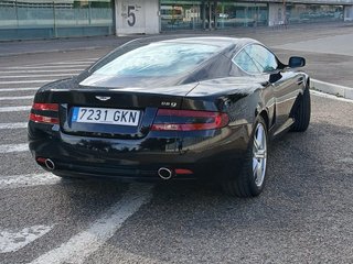 Aston Martin DB9 2009