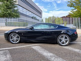 Aston Martin DB9 2009