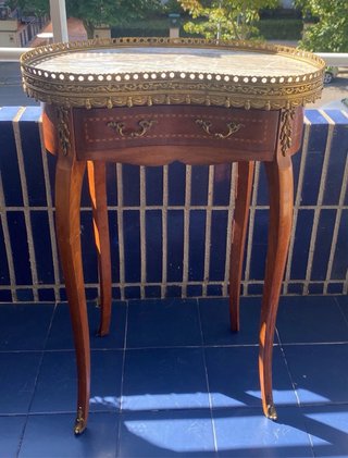 Mesitas auxiliares antiguas