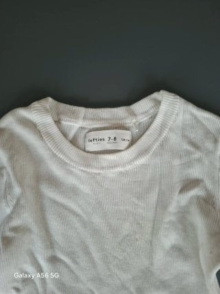 Camiseta blanca Lefties 7-8 años Pantalon azul