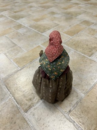 Figura Vintage Anciana Leñadora